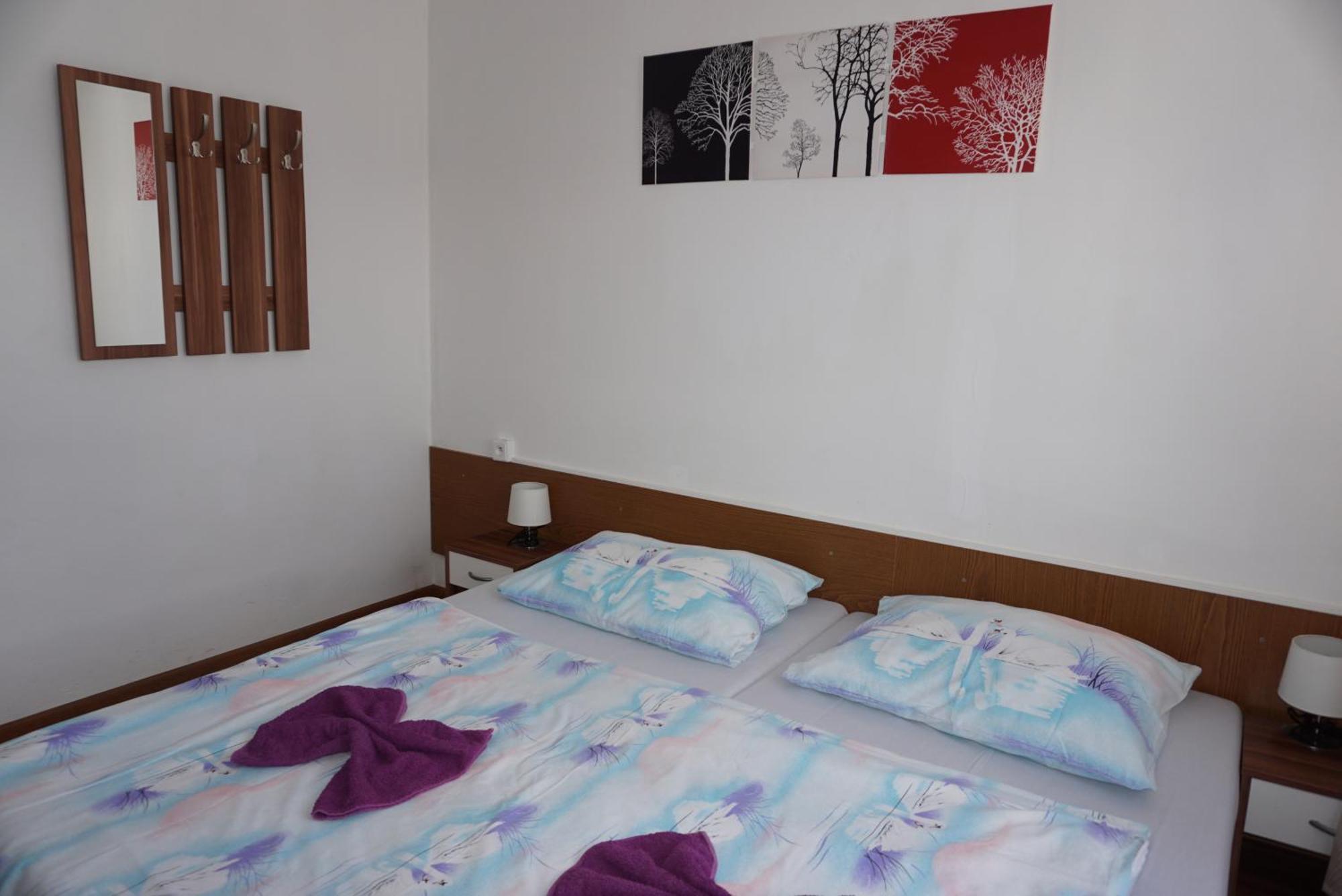 Hotel Gula Batizovce Екстер'єр фото