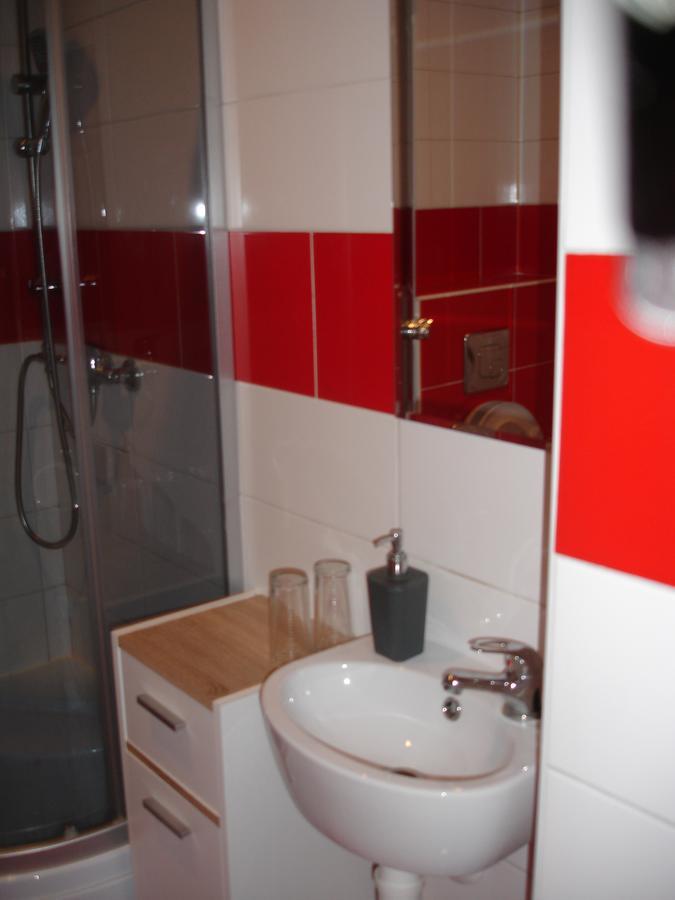 Hotel Gula Batizovce Екстер'єр фото