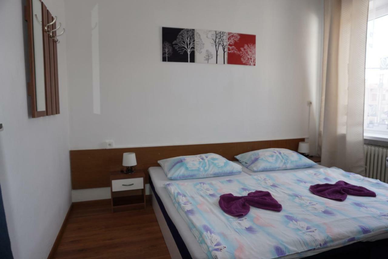 Hotel Gula Batizovce Екстер'єр фото