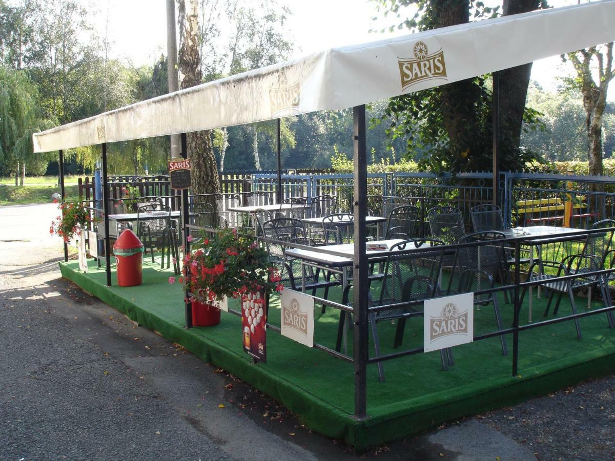 Hotel Gula Batizovce Екстер'єр фото